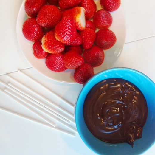 Easy Chocolate Fruit Dip - Popsicle Blog