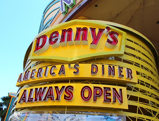 Denny's: Always Open / Las Vegas, Taken with my digital Fuj…